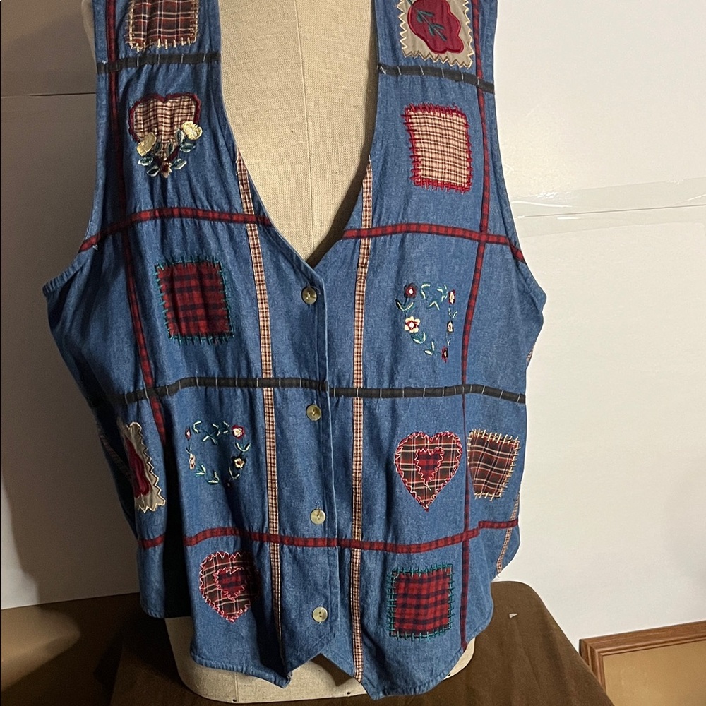 😄Vintage denim vest embroidered patchwork 18/20W Bobbie Brooks